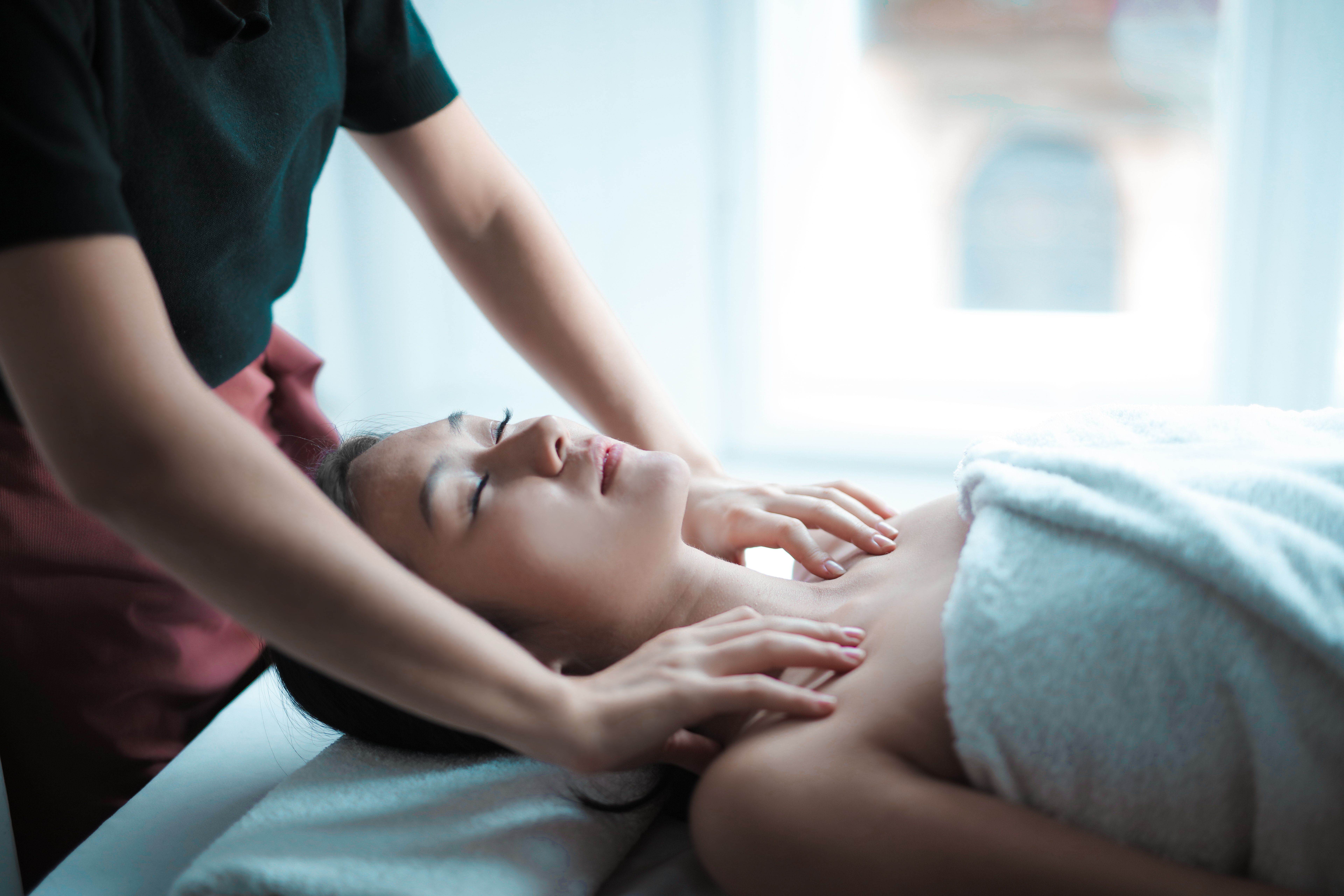 Aromatherapy spa session DHA Lahore